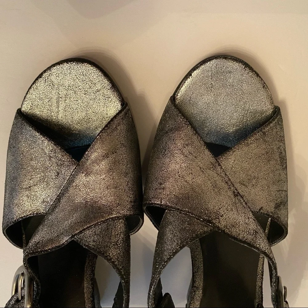 ENZO ANGIOLINI NEW SHOES WEDGE SILVER LEATHER OPEN TOE Size 8M NEELAY